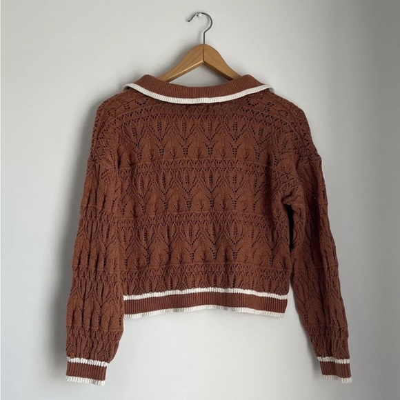 Universal Thread Women's Medium Brown Open Knit V-Neck Cropped Collar Sweater - Picture 2 of 7